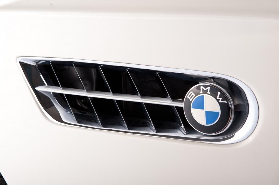 Логотип BMW 507 (Series II) 1958 года  (фото 9 из 26)